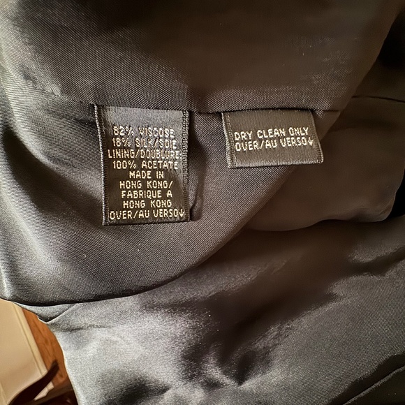 Dana Buchman Velvet Jacket Sz 4 - Picture 9 of 10